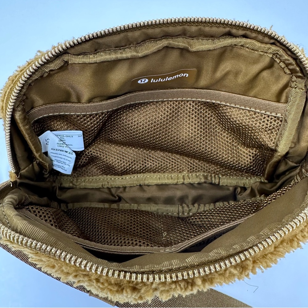 Lululemon Everywhere Belt Bag 1L Fleece Burnt Caramel Brown - Picture 7 of 13